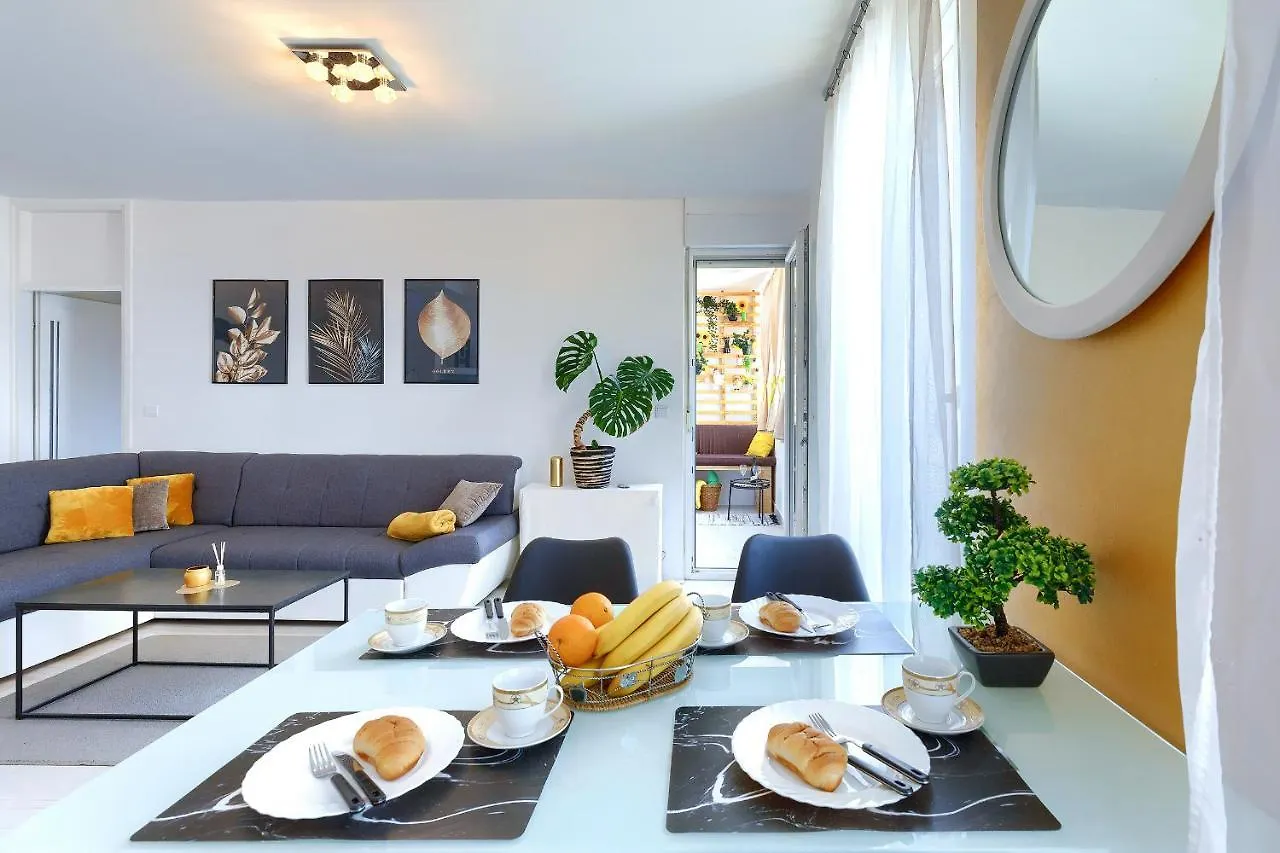 Seny Gold Apartment Pula Croatia